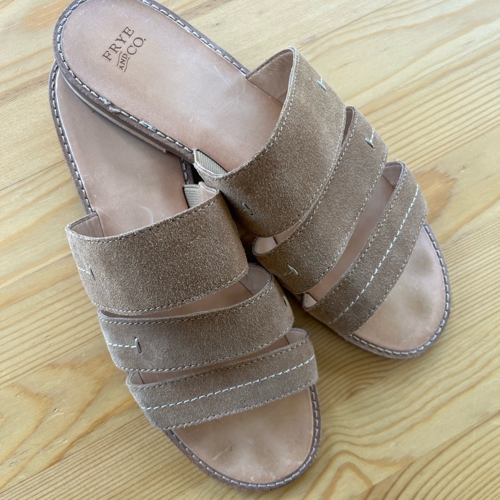 Frye and Co. Evie 3 Band Slide Sandals